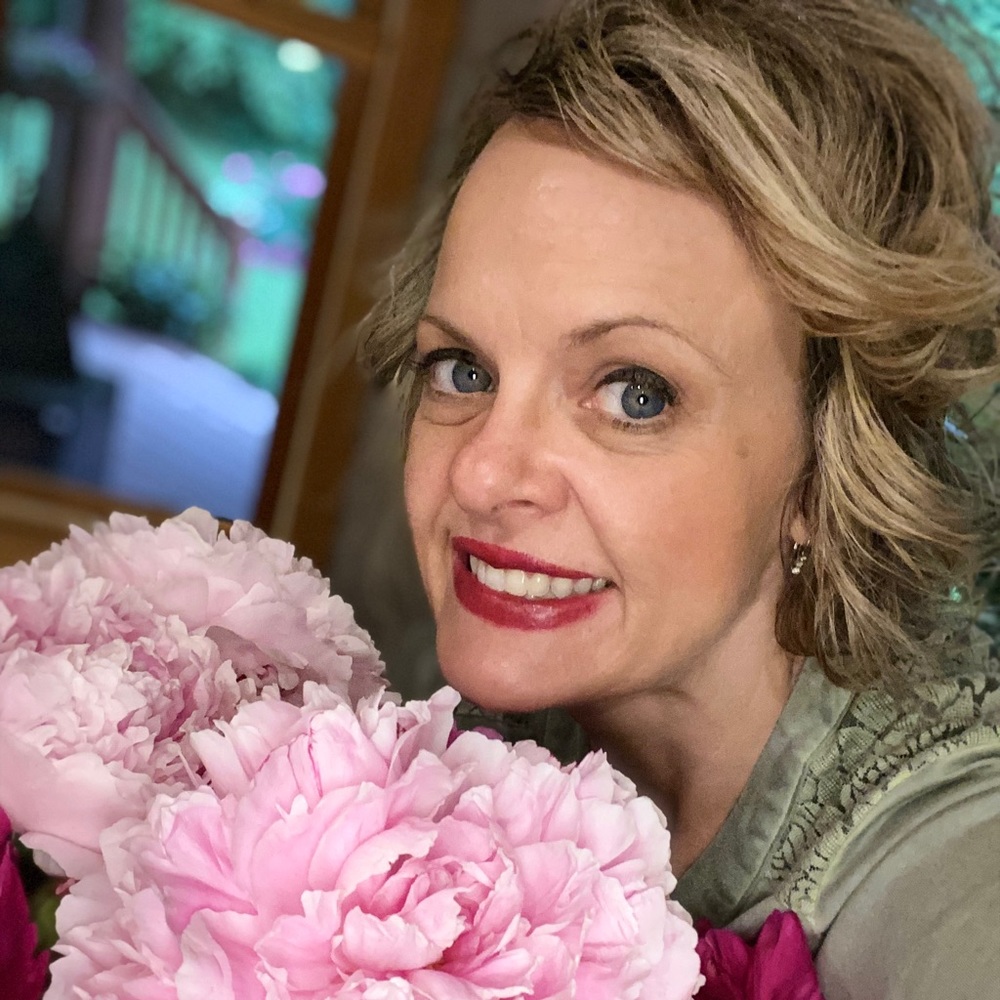 Meet your Posher, Jennifer